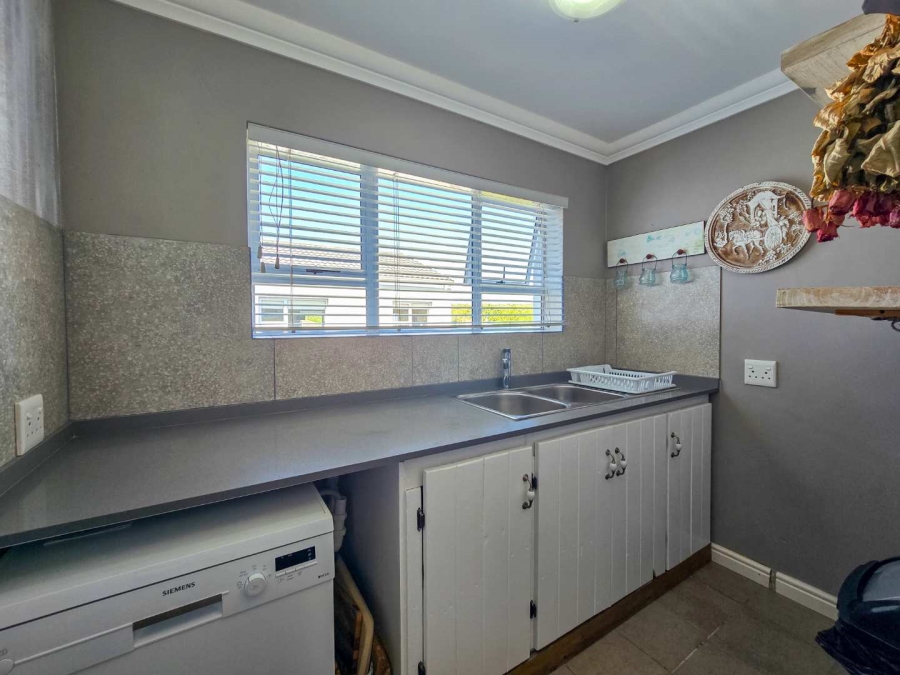 7 Bedroom Property for Sale in Stilbaai Wes Western Cape